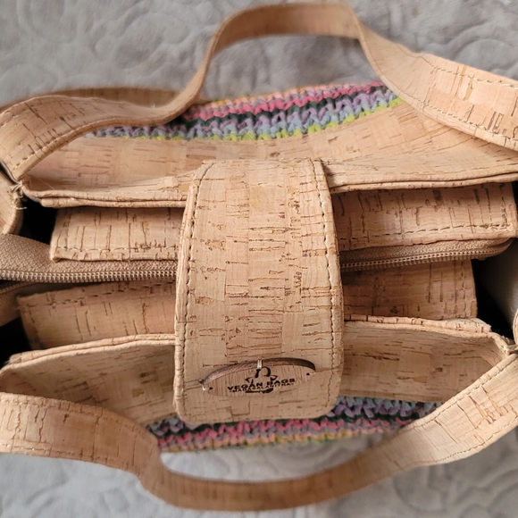 Vegan cork and raphia shoulder purse - Picture 10 of 14